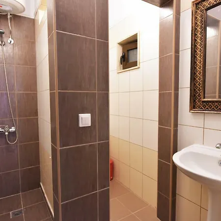 Elia Beach Suites Appartement Flogita
