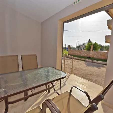 Appartement Elia Beach Suites